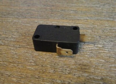 Micro Switch, Pin Plunger, Snap Action Switch 250VAC for Magic Chef Microwave - Image 1 of 3
