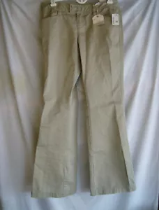 Aeropostale Low Rise Flare NWT 3/4 Reg Ladies Slacks - Picture 1 of 6