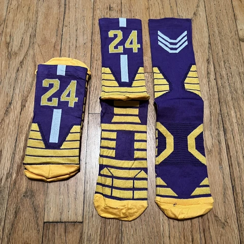 Kobe Bryant #24 Set Socks Large  Brand New NBA Lakers - 2 Yellow Cover