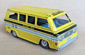 CORVAIR GREENBRIAR 60er SCHULBUS 11 FENSTER 🆒️ Blech Litho Friktion KTS Japan - Bild 1 von 15