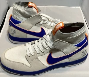 NIKE SB ZOOM DUNK HIGH ELITE QS "MEDICOM 2018" WHITE-BLUE -SZ 10.5 (918287 147) - Picture 1 of 14