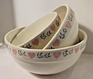 Crock Shop Pink Heart 3 Piece Crockery Bowl Set/ 8, 10,12" - Picture 1 of 4
