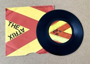 The Atrix Irish 7" - The Moon Is Puce/Wendy's In Amsterdam (Mulligan LUNS 726) - Picture 1 of 5