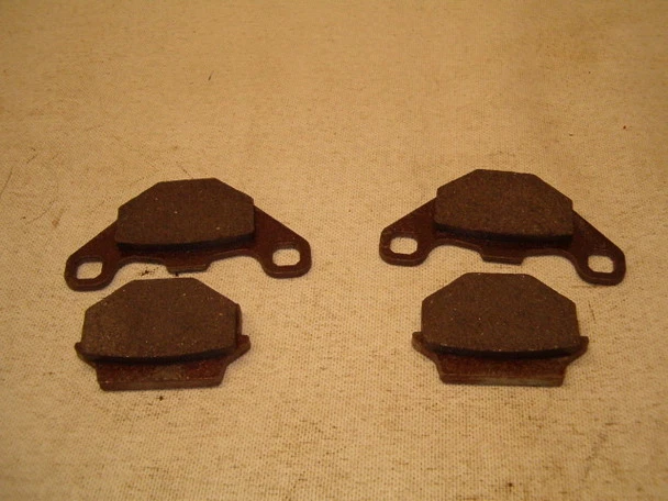 Dos juegos de pastillas de freno delanteras Ferodo Platinum 1983-1984 Kawasaki ZR550 Zephyr Foto 1 de 1