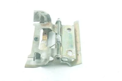 Soporte de bisagra de manija de puerta exterior trasera derecha OEM BMW E30 84-91 318i 325e 325i Foto 1 de 4