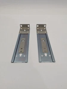 Arista ASY-00921-03 1U KIT-2POST Rack Mounts DCS 7020 7050 7060 7280 no tools NT - Picture 1 of 3