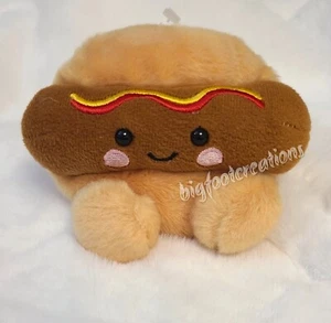 Aurora Palm Pals - 5 inch COLSON Hot Dog Super Cute Soft Plush Toy - Picture 1 of 7