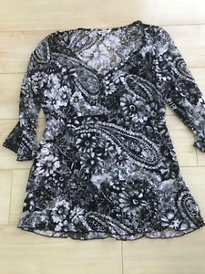 Lacy Black & White Top Flared Sleeves M & Co Size 14 VGC - Picture 1 of 2