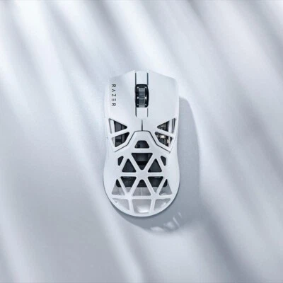RAZER VIPER MINI SIGNATURE EDITION WHITE Wireless Gaming Mouse New From Japan - Image 1 of 4