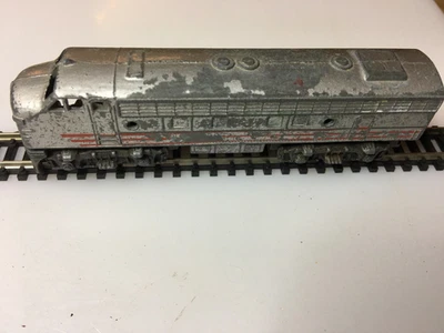 Locomotora Lone Star Diecast Sin Alimentación Plateada/Roja Pintura Áspera Escala N Foto 1 de 3