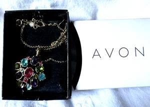 NUEVO/NUEVO EN CAJA AVON Pretty in Paradise Collar de piedras preciosas multicolores ajustable 16-20" - Imagen 1 de 2