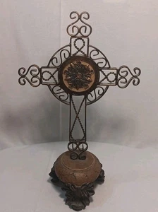 Cruz cristiana de metal con soporte de renuncia 13,5"x 8" centro de flores ornamentadas aspecto de cobre - Imagen 1 de 5