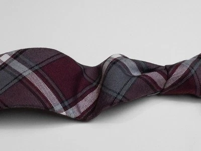 Lands' End - Corbata para hombre borgoña burdeos tejida a cuadros a cuadros 3,2" de ancho x 59" de largo Foto 1 de 4