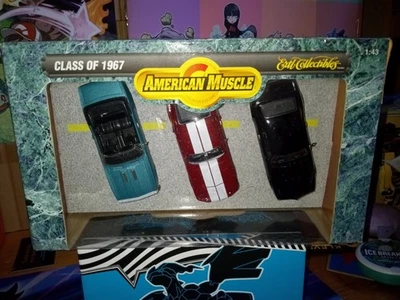 ERTL COLECCIONABLES AMERICAN MUSCLE CLASS OF 1967 CAMARO MUSTANG PONTIAC PAQUETE DE 3 Foto 1 de 4