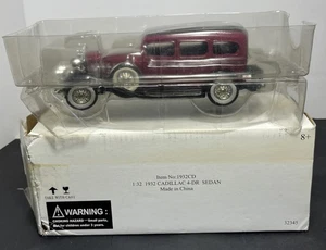 National Motor Museum Models 1932 Cadillac 4 Door Hard Top 1:32 Die Cast #1932CD - Picture 1 of 8