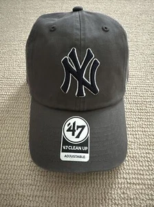 '47 New York Yankees Clean Up Charcoal/Navy Logo White Out Adjustable Strap Hat - Picture 1 of 7