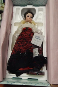 Madame Alexander "The Coca Cola Victorian Girl" NEW Danbury Mint - Picture 1 of 4