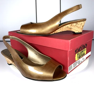 VANELI Mujer Bertram Almendra Charol Bronce Eslinga Corcho Cuña, 7.5W De Colección Foto 1 de 4