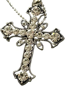 Nuova Collana Premier Designs Grace Crocifisso Croce Cristallo Tono Argento 18” - Foto 1 di 6