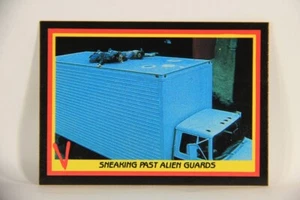 V Series 1984 TV Trading Card #55 Sneaking Past Alien Guards L006206 - Picture 1 of 2