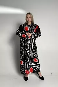 Handmade Upcycled Uzbek Suzani Embroidery Chapan Coat/Robe/Kaftan/Kimono Vintage - Picture 1 of 17