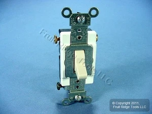 Leviton Light Almond 3-Way Commercial Toggle Wall Light Switch 20A CS320-2T - Imagen 1 de 4