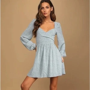 Mini Vestido Lulus Always in Harmony Azul Claro Estampado Floral Atado Atrás - Imagen 1 de 6