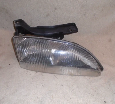 95 96 97 98 99 Chevrolet Cavalier Faro derecho Faro OEM Foto 1 de 2