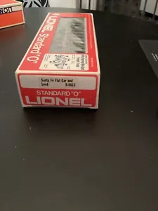 Lionel 6-9823 Santa Fe Flat Car w/Stakes & Freight Crate Load Standard O in Box - Picture 1 of 6