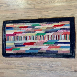 A BEAUIFUL ANTIQUE AMERICAN HOOKED RUG 2x4ft circa 1900 - Picture 1 of 6