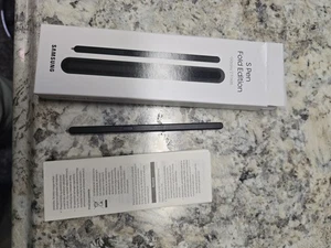 Stylet original Samsung S Pen Fold Edition pour Z Fold5/4/3 (EJ-PF946BBEGWW) - Photo 1 sur 2