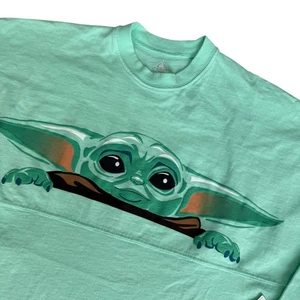 Maglia maglietta Disney Parks nuova con etichetta Star Wars Mandalorian Grogu Baby Yoda Spirit XS - Foto 1 di 10