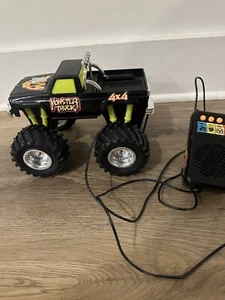 Vintage 1990 Road champs Remote Control Monster Truck UNTESTED no Corrosion - Picture 1 of 17