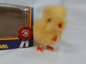 VINTAGE CARL ORIGINAL WIND-UP BABY CHICK WESTERN GERMANY WORKS WITH BOX - Picture 1 of 8