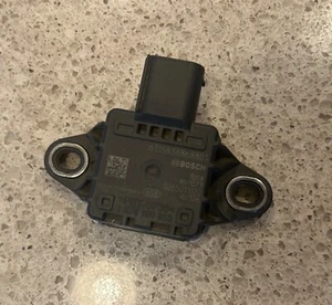 ** Bosch sensor 0265011022 from a 2012 BMW K1600 GTL ** - Picture 1 of 7