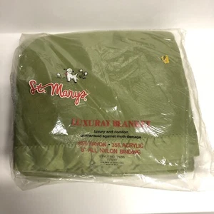 Coperta vintage Santa Maria con bordo in raso verde avocado 72x90 doppia o matrimoniale - Foto 1 di 7