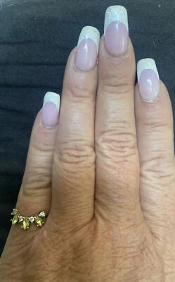 Impresionante anillo de piedras de peridoto múltiple talla 7 joyas fragantes nuevo con etiquetas Foto 1 de 4