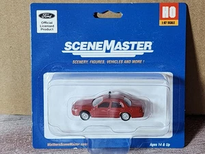HO Scale Walthers SceneMaster 949-12020 Ford Crown Victoria Red Fire Command - Picture 1 of 3