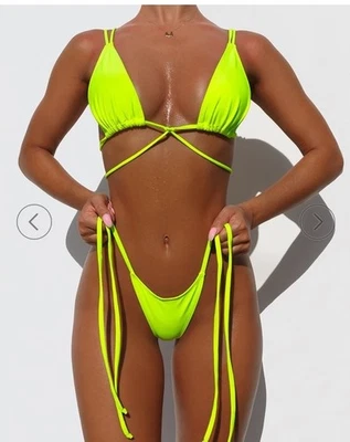 NWT Sexy MINIMALE ANIMALE SUBLIME TEMPTATION BIKINI TRI-TOP MEDIUM M NEON SWIM - Image 1 of 4