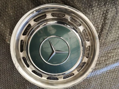 DB  /8   W123   Radkappe  14 zoll  Chrom  Türkis Blau - Bild 1 von 3