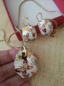 Halskette & Ohrringe "Ninabox" 18 Karat vergoldet "Frühling von Versailles" - Bild 1 von 12