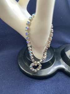 Vintage Rare Find Translucent Rhinestones Bracelet. Silver Tone With Heart Charm - Bild 1 von 10