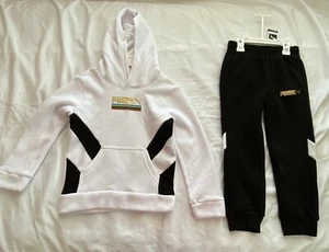 Puma Jungen Kinder Größe 6 Mehrfarbig 2-teiliges Set Hoodie und Hose Farbe Schwarz Weiß - Bild 1 von 12