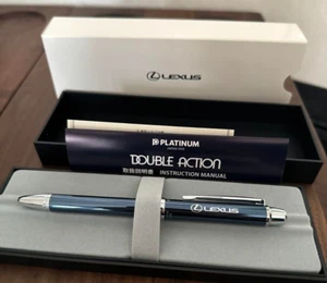 TOYOTA LEXUS PLATINUM Penna a sfera contorta blu navy metallizzata e matita meccanica con scatola - Foto 1 di 3