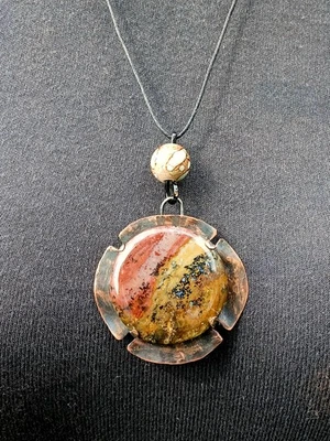 Juego de lengüetas redondas de jaspe cabachon cobre patinado colgante collar cordón de cuero Foto 1 de 4