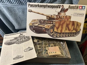 Vintage Tamiya 1:35 Panzerkampfwagen IV Ausf.H Medium Tank Model Kit NIOB (t) - Picture 1 of 6