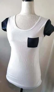 Derek Heart Größe Small Damen weiß & schwarz T-Shirt Kunstleder Y2K Punk - Bild 1 von 4