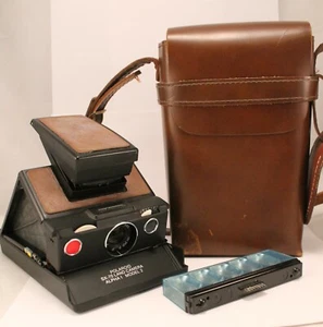 Polaroid SX-70 Land Camera Alpha 1 Model 2 with Leather Travel Case - Picture 1 of 12