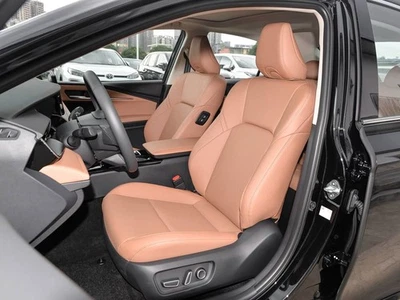 JUEGO COMPLETO FUNDAS DE CUERO PARA ASIENTO DE COCHE PERSONALIZADAS MOTOPTES TOYOTA CAMRY 2016-2024 Foto 1 de 4