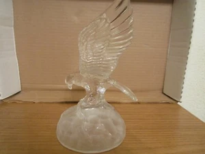 Cristal d'Arques Lead Crystal Eagle with fish in talons (Frosted Base) FREE SH - Bild 1 von 20